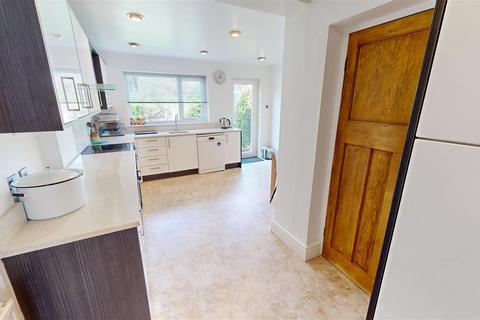 3 bedroom detached house for sale, Newstead Road, Davyhulme, Manchester, M41