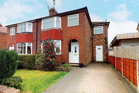 4 bedroom semi-detached house for sale, Nursery Road, Davyhulme, Manchester, M41