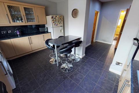 4 bedroom semi-detached house for sale, Nursery Road, Davyhulme, Manchester, M41