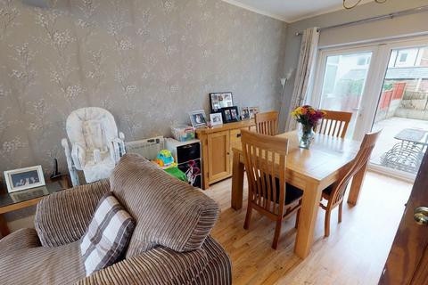 4 bedroom semi-detached house for sale, Nursery Road, Davyhulme, Manchester, M41