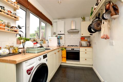 2 bedroom terraced house for sale, Broadlea Terrace, Bramley, Leeds