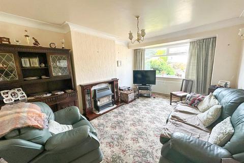 2 bedroom semi-detached bungalow for sale, Woodside Road, Silsden