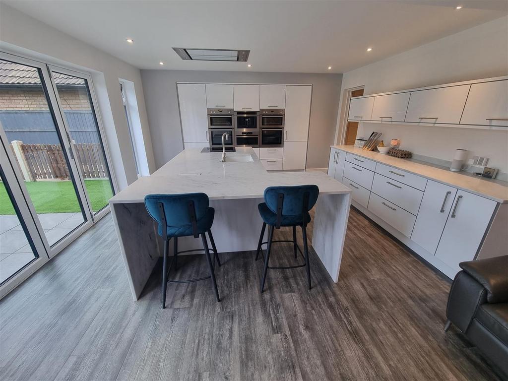 Kitchen/Diner 4
