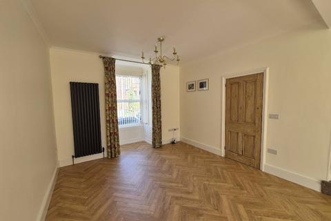 3 bedroom end of terrace house to rent, Pembroke Street, Cumbria CA16