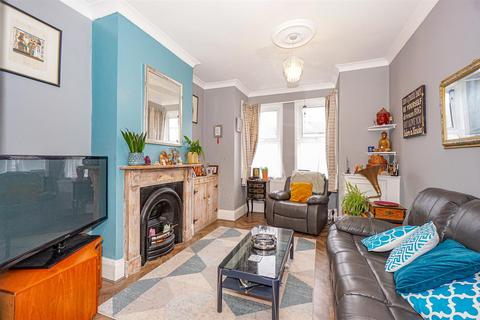 2 bedroom terraced house for sale, Percy Road, Hastings