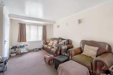 1 Azalea Gardens, Quedgeley, Gloucester, GL2 4GA