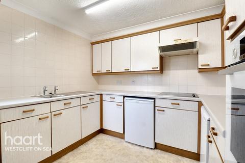 1 bedroom retirement property for sale, Station Road, Southend-on-Sea