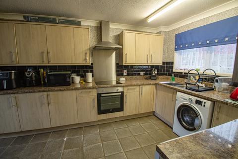 4 bedroom terraced house for sale, Bretton, Peterborough PE3