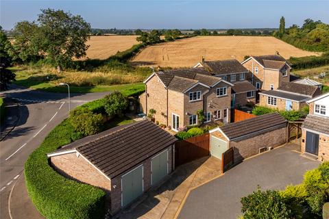 4 bedroom detached house for sale, Puxley Road, Deanshanger, Milton Keynes, Northamptonshire, MK19