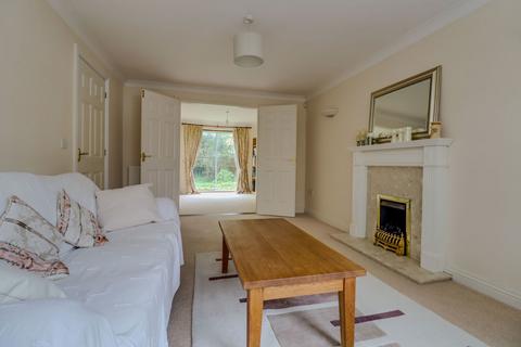 4 bedroom detached house for sale, Duncombe Road, Heathley Park