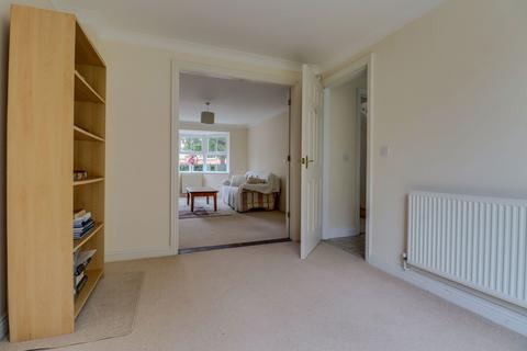 4 bedroom detached house for sale, Duncombe Road, Heathley Park