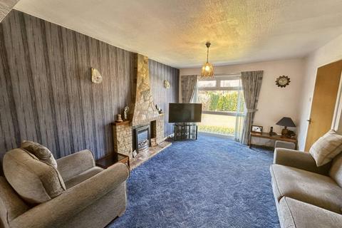 3 bedroom semi-detached house for sale, Raglan Avenue, Whitefield, M45