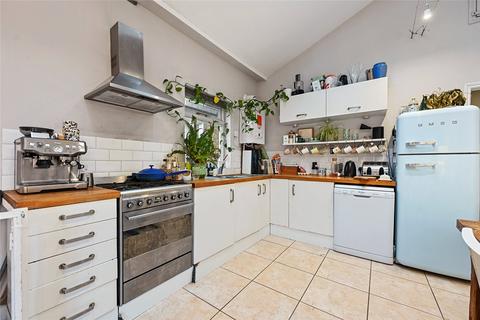 2 bedroom apartment for sale, St Elmo Road, London, W12