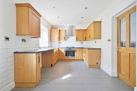 2 bedroom detached house for sale, The Common, Matlock DE4