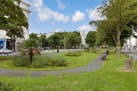 1 bedroom ground floor flat for sale, Lansdowne Street, Hove, East Sussex