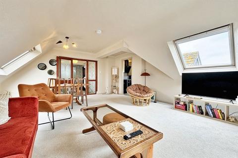 2 bedroom penthouse for sale, Preston