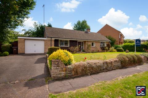 2 bedroom detached bungalow for sale, Martins Lane, Hardingstone NN4