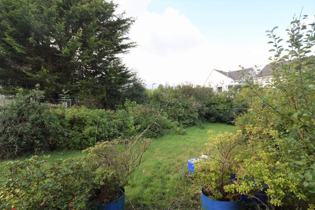 23 Church Crescent, Dalbeattie, DG5 4 BA - Grieve G