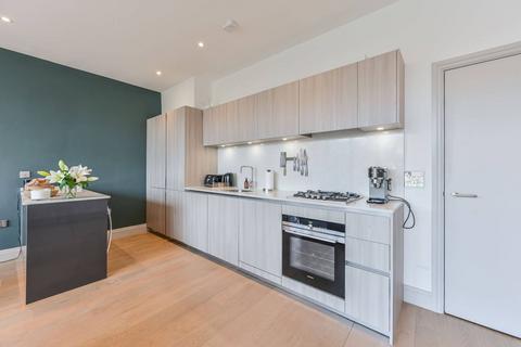 2 bedroom flat for sale, York Road, Battersea, London, SW11