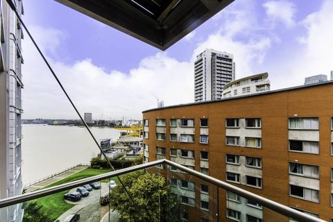 1 bedroom flat to rent, New Providence Wharf, Canary Wharf, London, E14