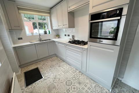 25 Ashlands, Sale, M33 5PB