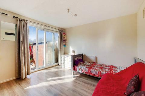 3 bedroom terraced house for sale, Vicarage Park, Woolwich, London, SE18