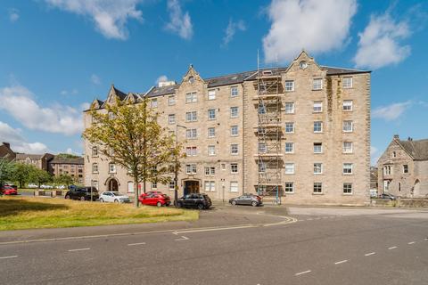 2 bedroom flat for sale, 17/26 Johns Place, Leith Links, Edinburgh, EH6 7EN