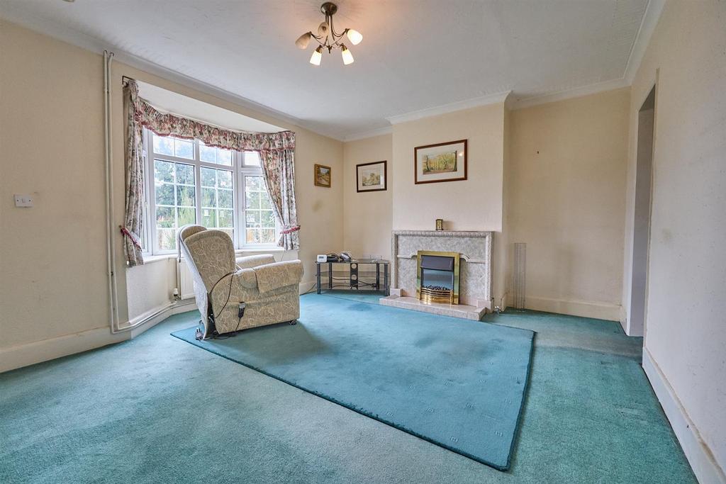 Front lounge