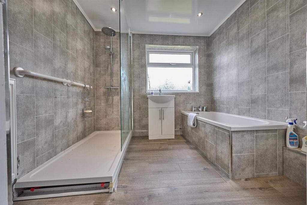 Bathroom to rear