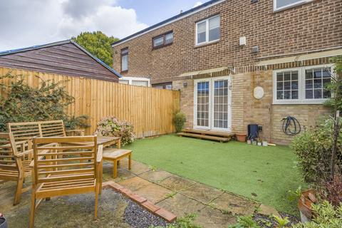 28 Green Lane, Datchet, Slough, SL3 9EX