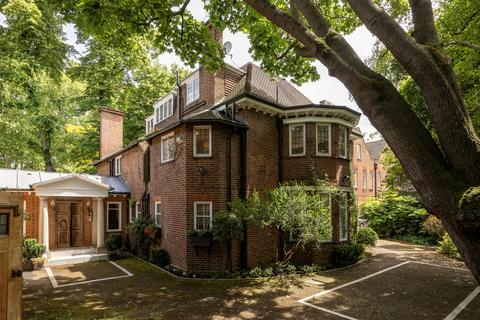 6 bedroom detached house for sale, Holland Park Road, LONDON, W14