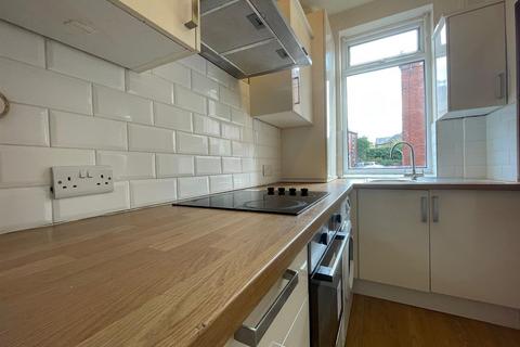 2 bedroom terraced house to rent, Thornville Street, Hyde Park, Leeds, LS6 1JL