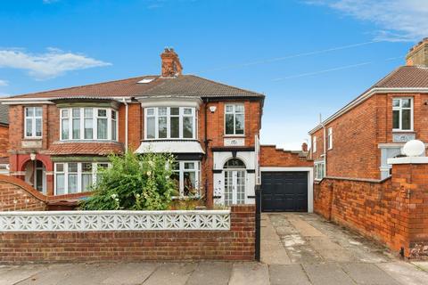 3 bedroom semi-detached house for sale, Princes Road, Cleethorpes DN35