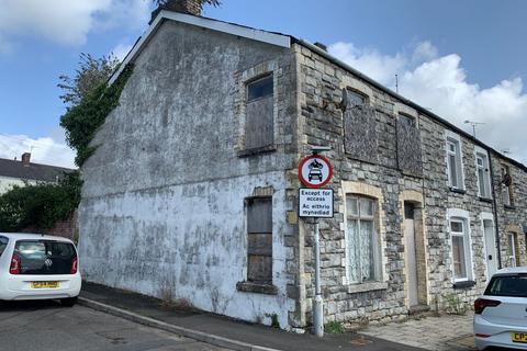 3 bedroom end of terrace house for sale, 1 Brook Street, Bridgend, Mid Glamorgan, CF31 1HG