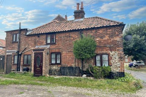 2 bedroom cottage for sale, The Green, Hempton NR21