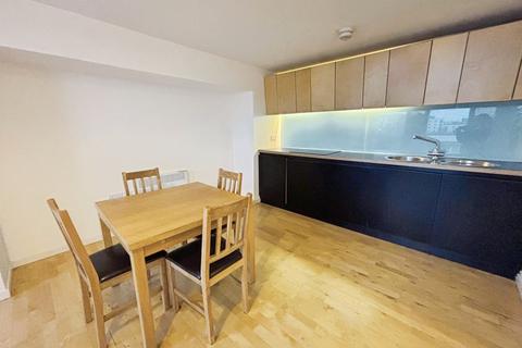 undefined, Saxton Gardens, The Avenue, Leeds, West Yorkshire, LS9