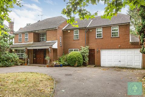 5 bedroom detached house for sale, Bush Hill, N21