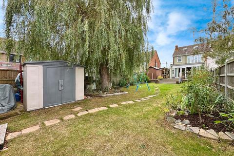 Arnwood Hillcrest Road, Horndon On The Hill, Stanford-le-hope, SS17 8NE