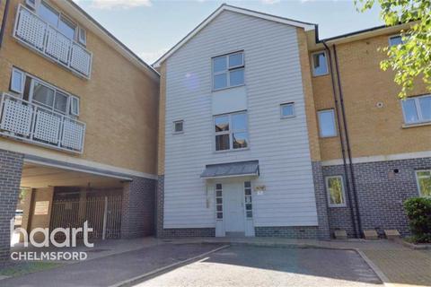 2 bedroom flat to rent, Falcons Mead, Chelmsford