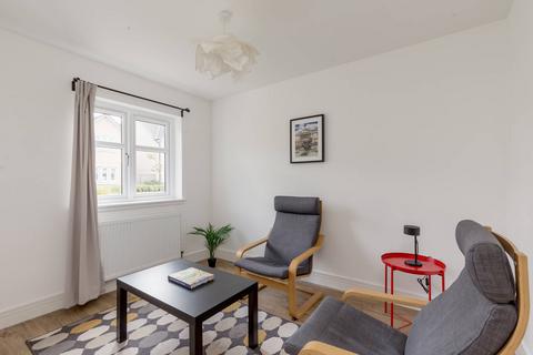 13 Bayview Circus, Dunbar, EH42 1ZT