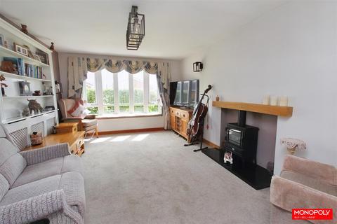 3 bedroom bungalow for sale, Oaklea Court, Rhyl LL18