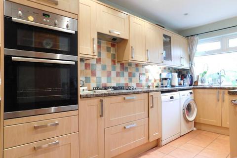 3 bedroom house to rent, Studland Road, Hanwell