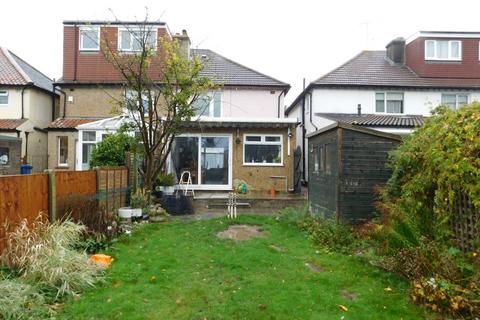 3 bedroom house to rent, Studland Road, Hanwell