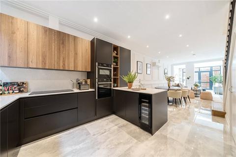 4 bedroom end of terrace house for sale, Richmond Road, London