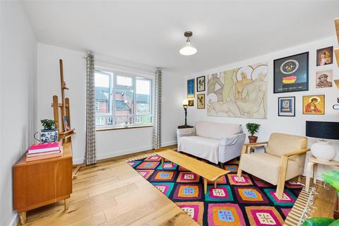 1 bedroom flat for sale, Newnes Path, Putney, SW15