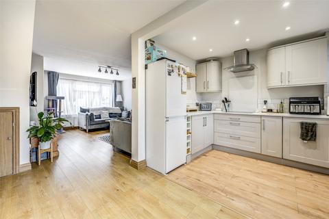 4 bedroom end of terrace house for sale, Southdownview Road, Worthing, West Sussex, BN14