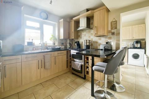 3 bedroom detached house for sale, Heol Bryncwtyn, Pencoed, Bridgend County. CF35 5PX