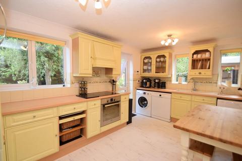 4 bedroom detached house for sale, Grasmere Close, Eastbourne BN23