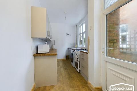 168 Bloxwich Road, Walsall, WS2 7BQ