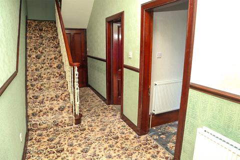 62 Brownlee Road, Law, Carluke, ML8 5JD
